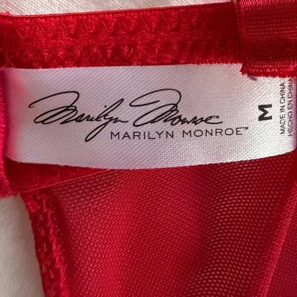 Red lace chemise slip negligee built in bra size M - Picture 2 of 10